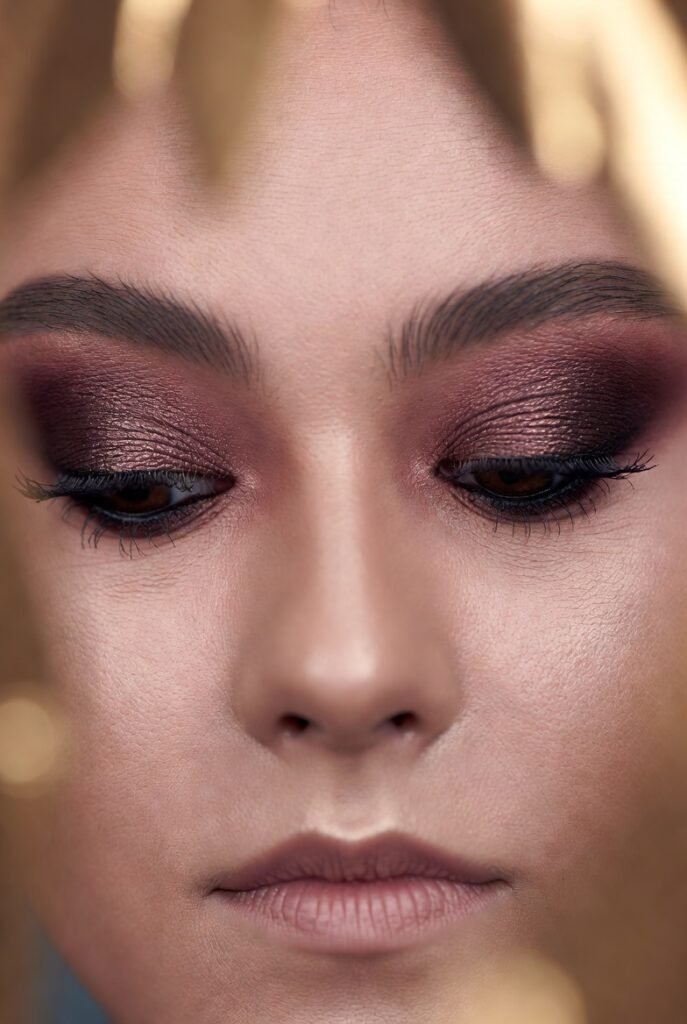 10. Burgundy and Bronze Textured Eye