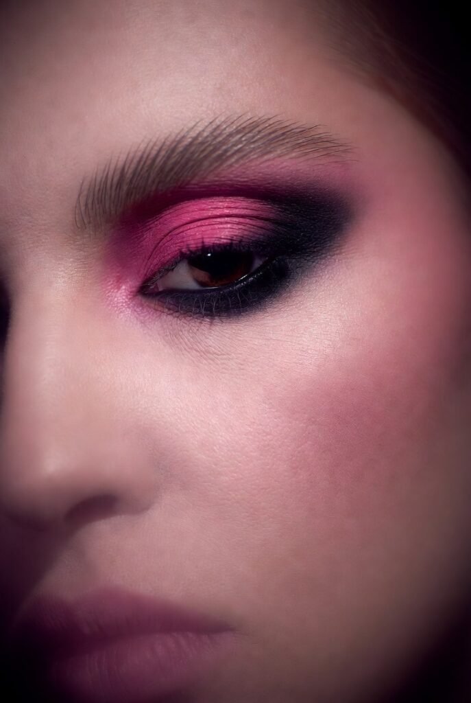 Glossy Pink Lid with No Other Colors