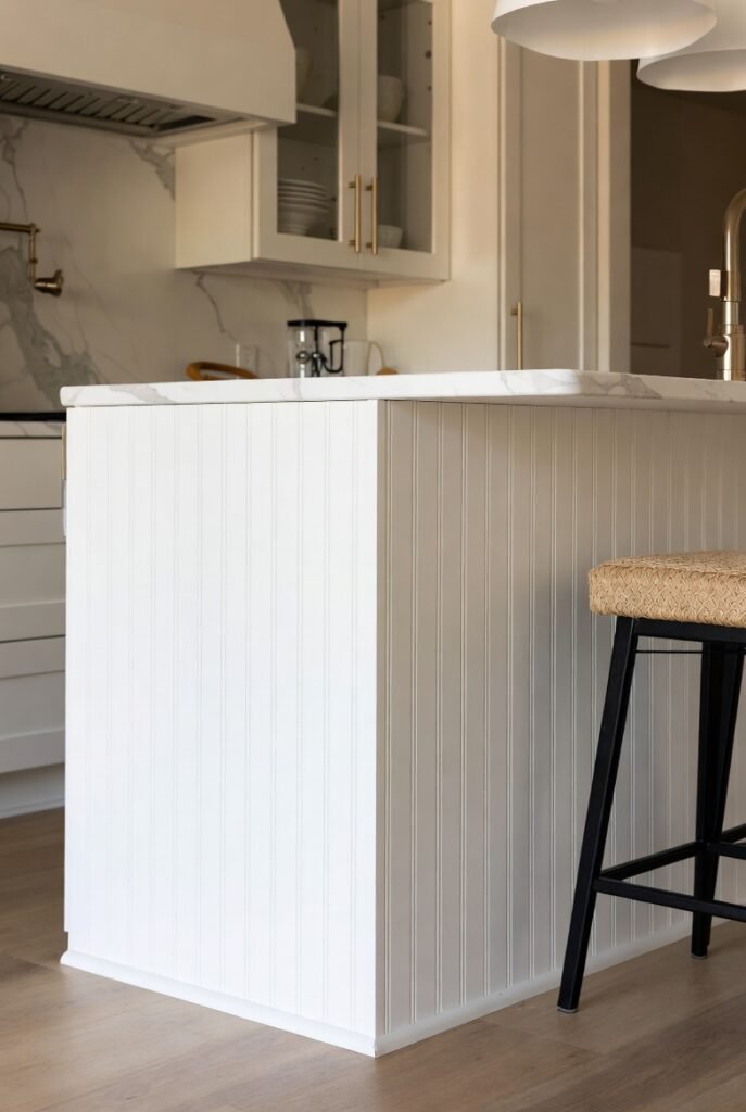 17. Bead Board Backsplash in a Rental (Removable Version)