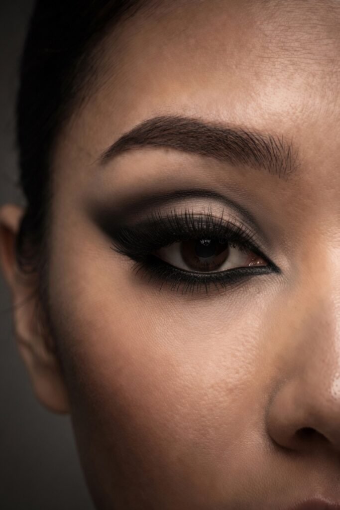 Smoky Wing