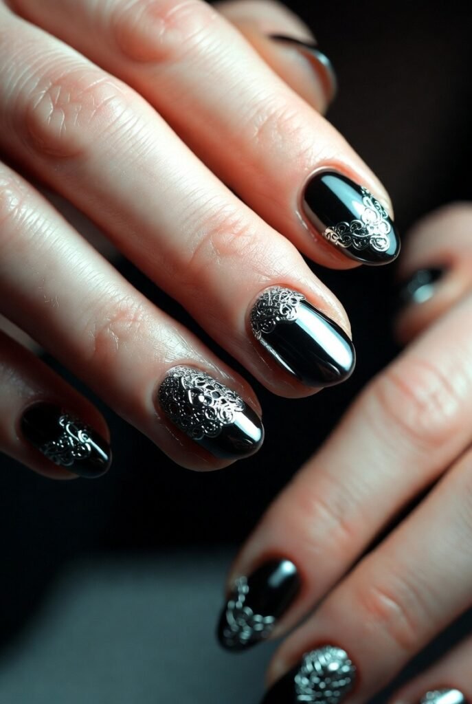 Emerald and Black Lace for a Jewel-Tone Statement
