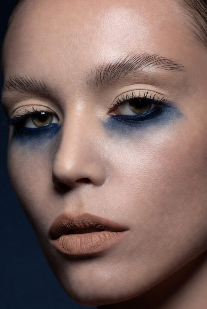 Navy Blue Lower Smudge with Nude Lid