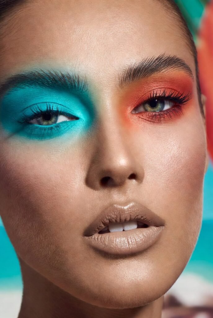 Turquoise and Coral Split Crease
