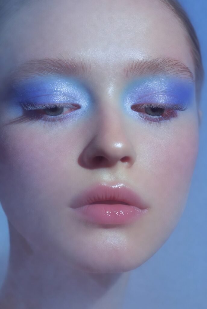 Periwinkle Pastel Halo Eye