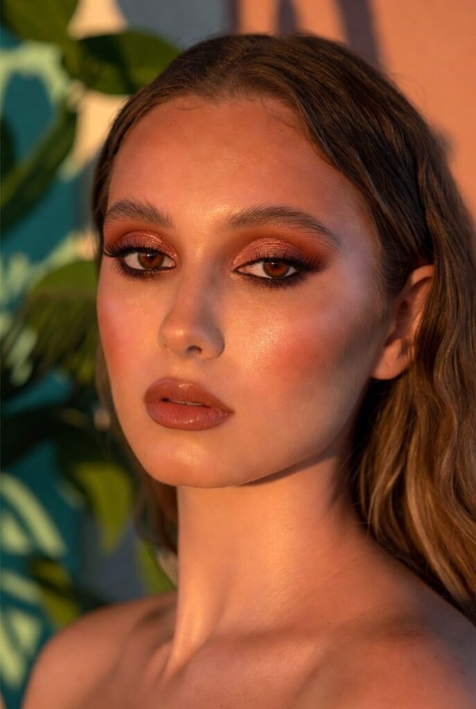 Bronze Smokey Eye for Summer Evenings